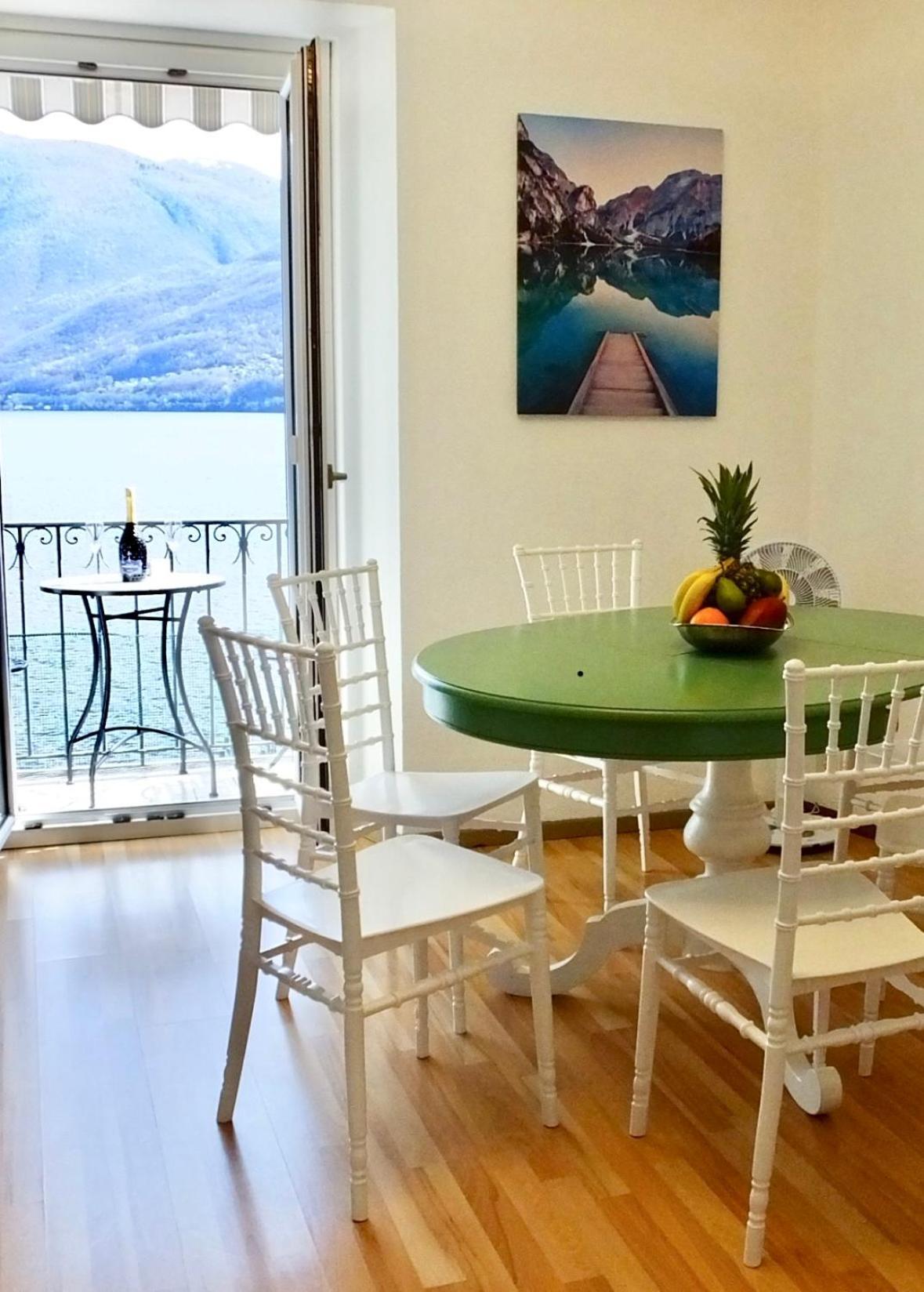 Casa Al - Lakefront Two-storey On Promenade Brissago