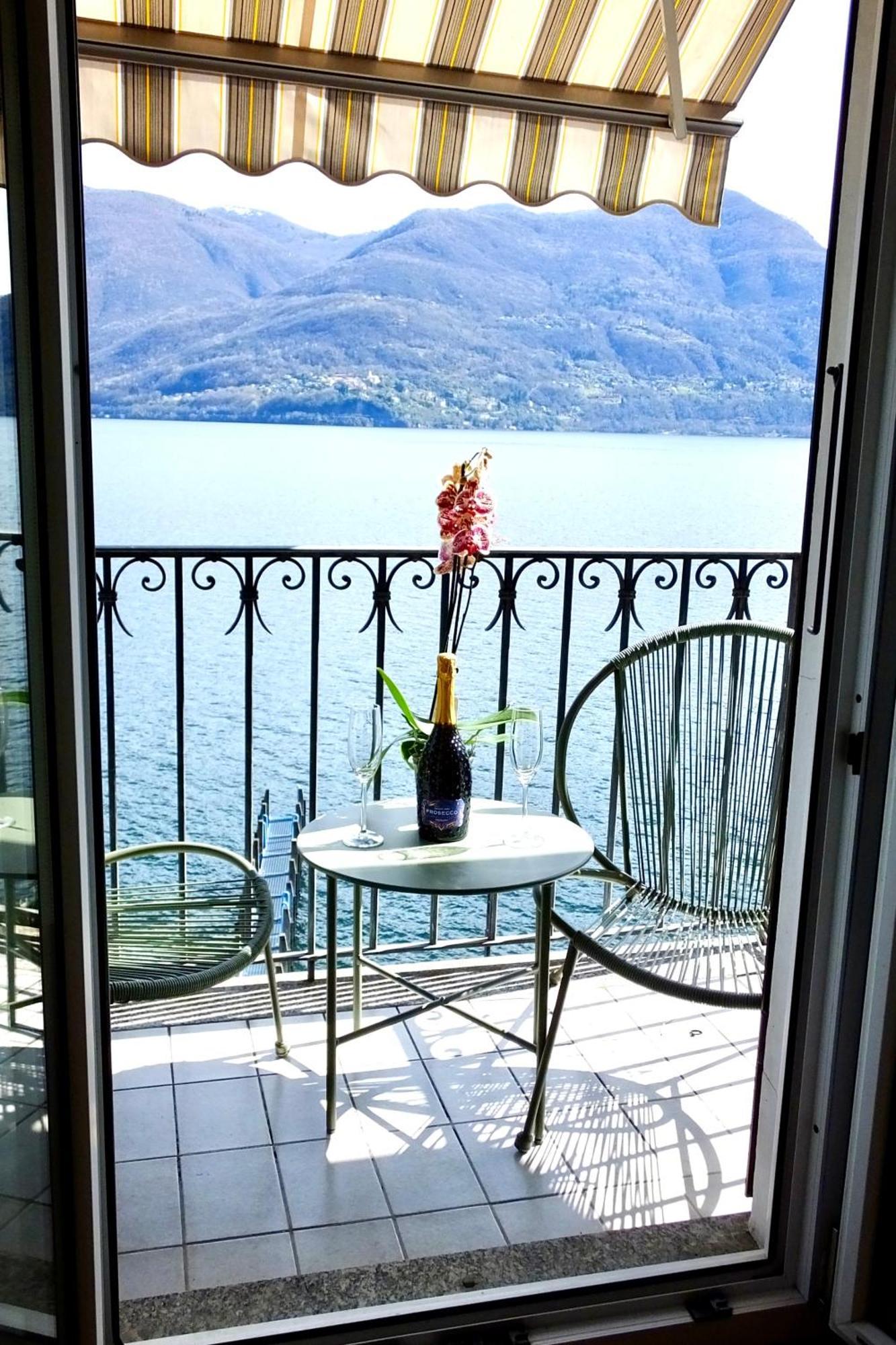 Appartement Casa Al - Lakefront Two-storey On Promenade *